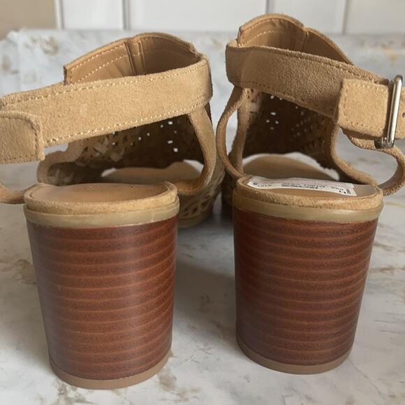 NEW Franco Sarto Suede Block Heels - Picture 7 of 9